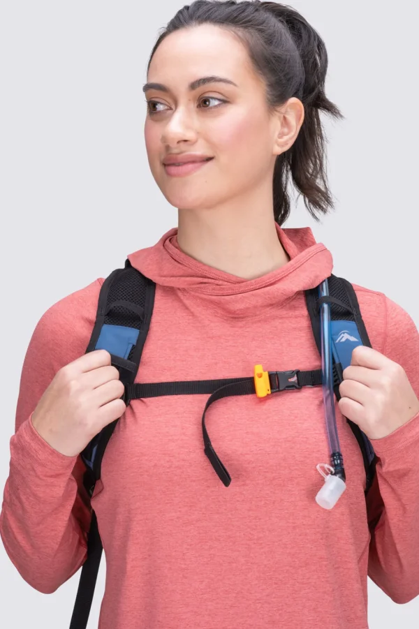 Amp H O 2L Hydration Backpack>Macpac Outlet