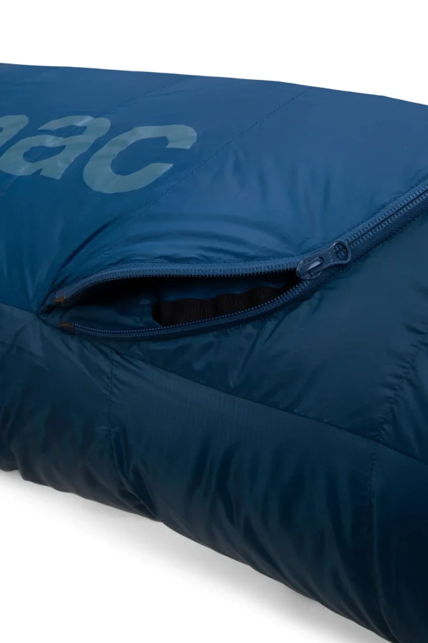 Large Azure 700 Down Sleeping Bag (-11°C)>Macpac Shop